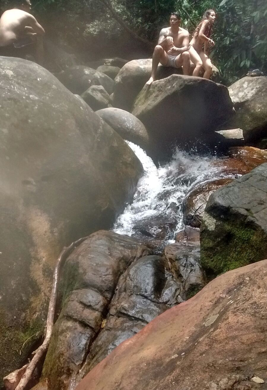 Trindade - Cachoeira pedra que engole